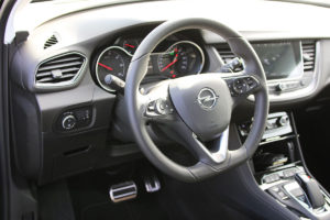 Grandland X Hybrid4