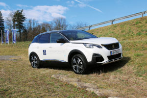 Mehr über den Artikel erfahren Peugeot 3008 Hybrid4
