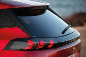 3727_marko_peugeot_e_2008_heck