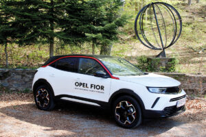 Mehr über den Artikel erfahren Elektrisierend: der neue Mokka-e
